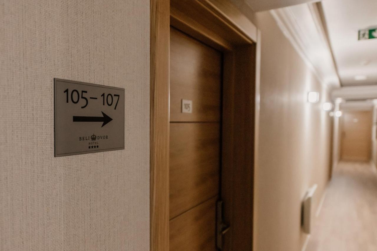 Hotel Beli Dvor Čačak Екстериор снимка