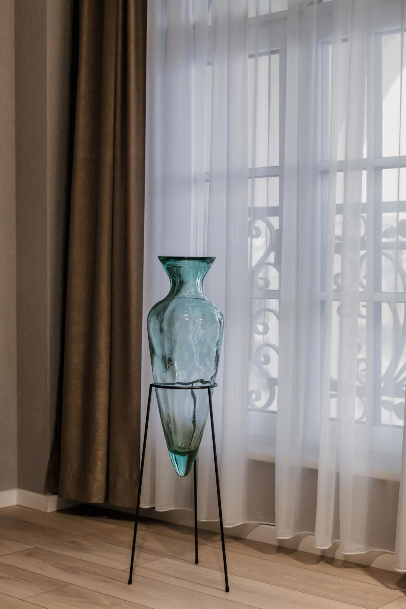 Hotel Beli Dvor Čačak Екстериор снимка